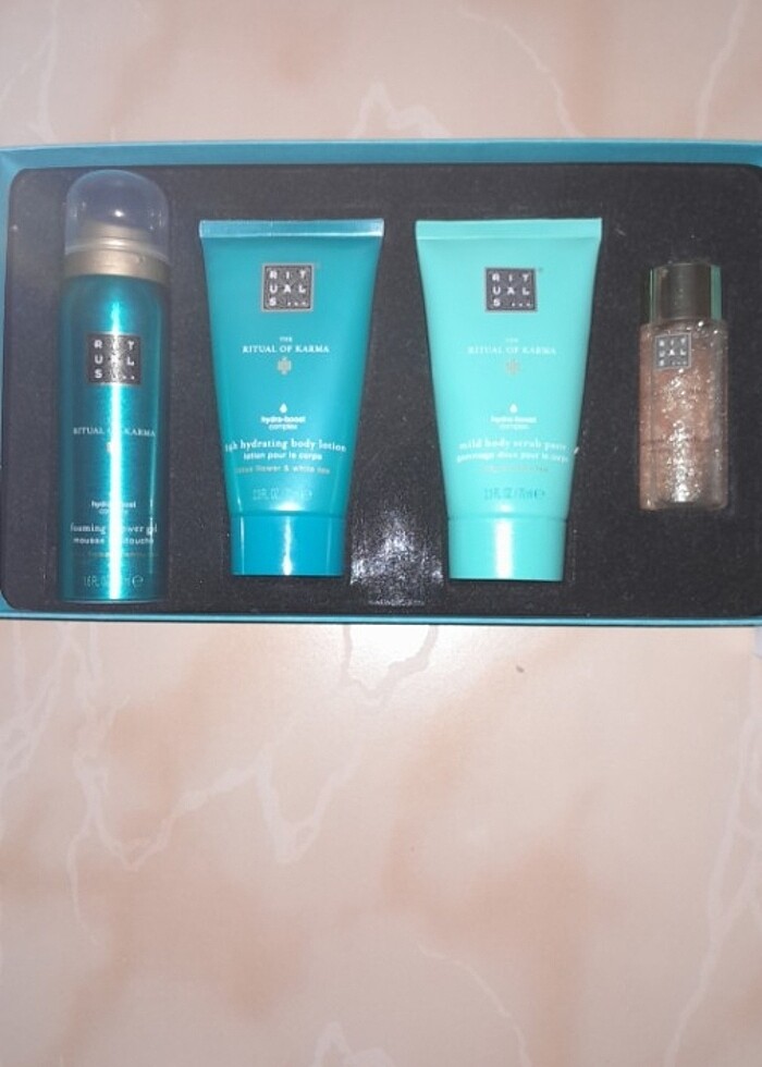 Pflege-Geschenkset The Ritual of Karma set - Görsel 2