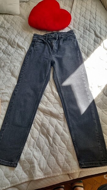 Stradivarius mom jean