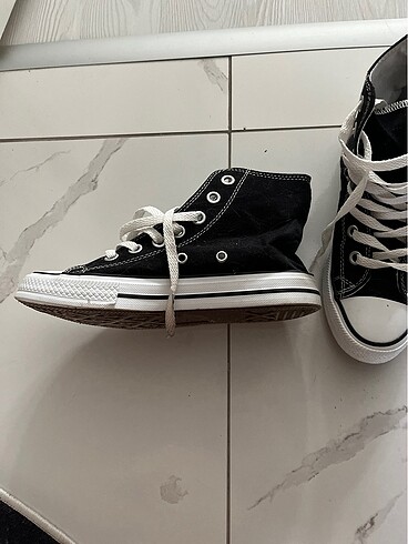 Converse Convers