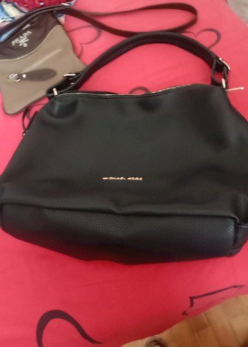 Michael Kors Siyah Deri Kadın Omuz Çantası