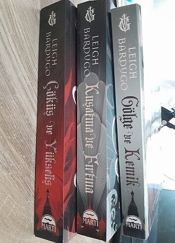 Leıgh bardugo 