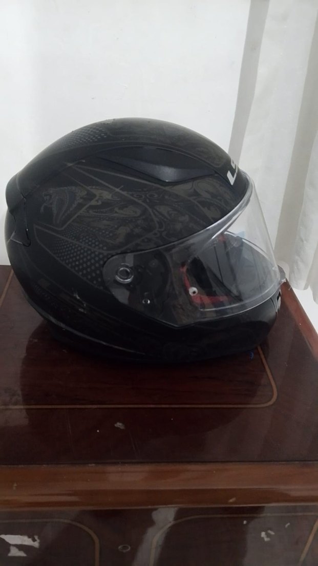 LS2 Siyah Baskılı Motosiklet Kaskı - Görsel 2