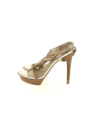 Elie Tahari Platform %70 İndirimli.