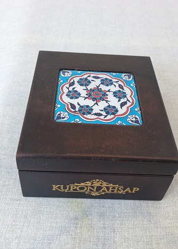 Seramik Kapaklı Kahverengi ahşap saklama Kutusu