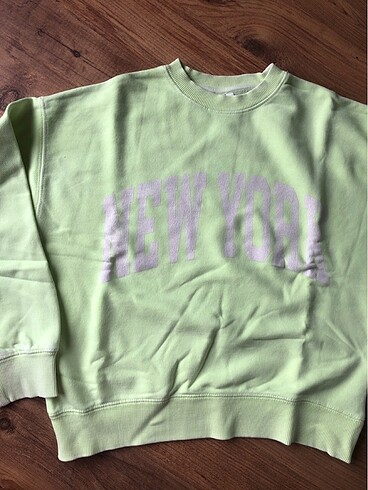 Zara Sweatshirt