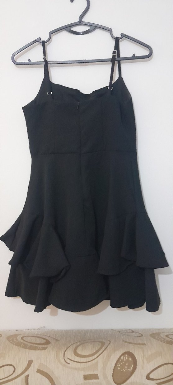 Siyah askılı mini Fırfırlı Kadın Elbise - Görsel 2