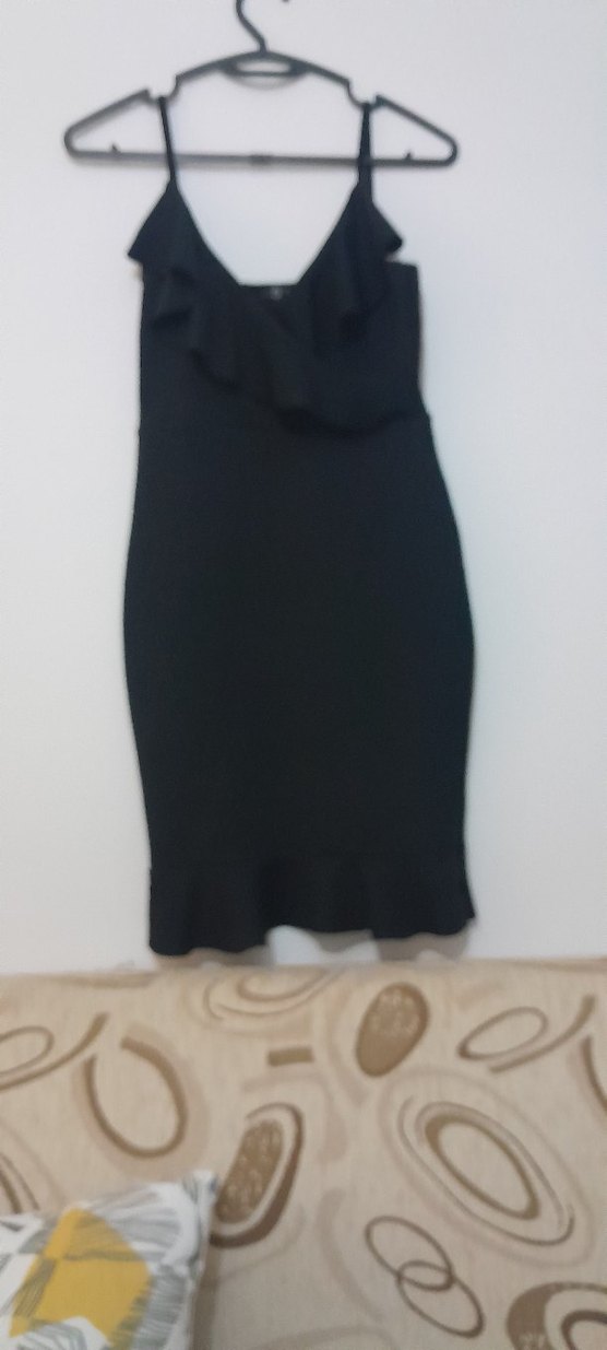 Siyah mini V Yaka Fırfırlı Kadın Elbise - Görsel 4