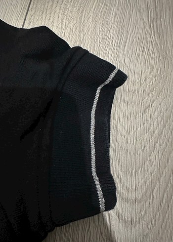 Siyah Kısa Kollu Baskılı Crop Top - Görsel 5