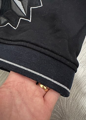 Siyah Kısa Kollu Baskılı Crop Top - Görsel 4