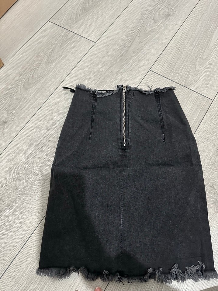 Siyah Bel Detaylı Mini Etek - Görsel 2