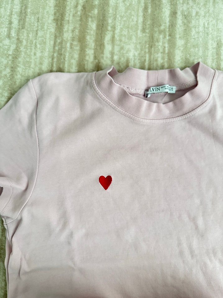 Nakışlı Pembe Tişört - Görsel 2