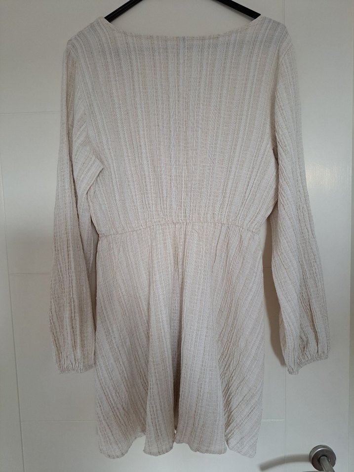 keten elbise bir kez giyildi - Görsel 4