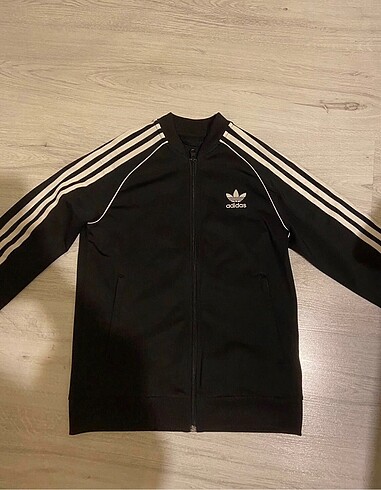 xs Beden Adidas siyah ceket hırka