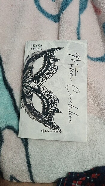 İkinci el kitap matem çiçekleri