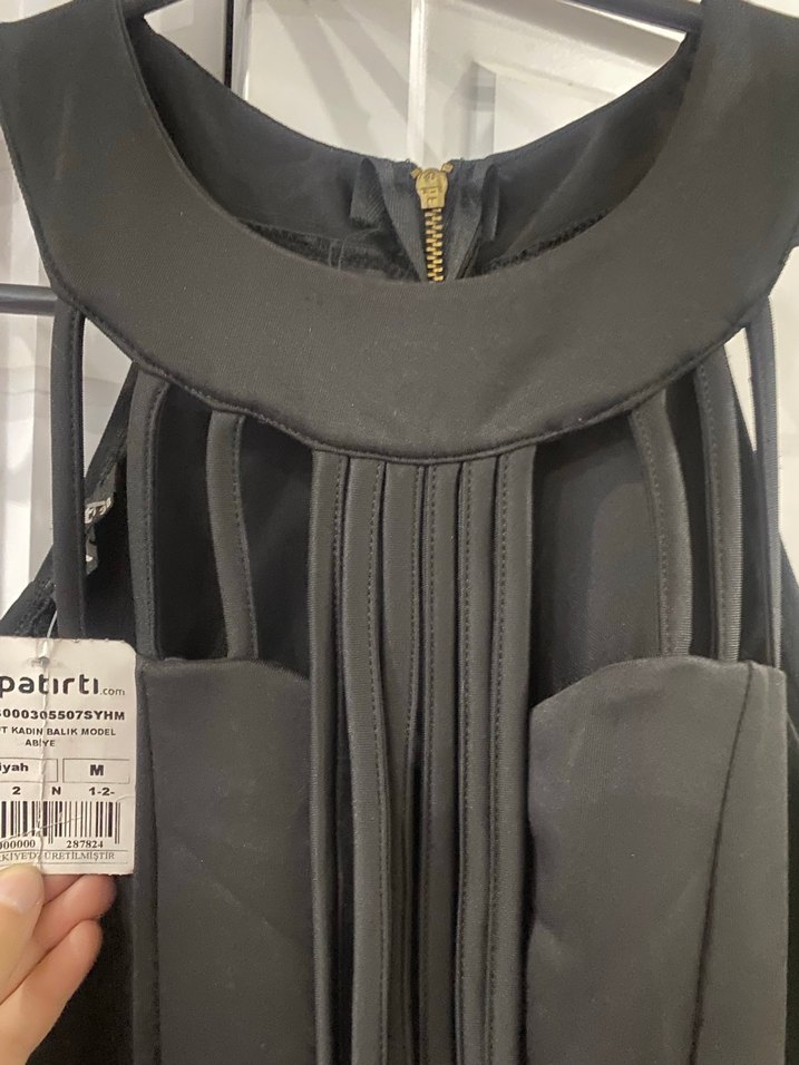 Siyah Yüksek Yakalı Uzun Kadın Abiye Elbise - Görsel 4