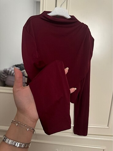 Trendyol & Milla Bordo dik yaka drapeli crop bluz