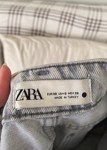 Gri Düğmeli Rahat Kesim Kadın Kot Pantolon - Görsel 3