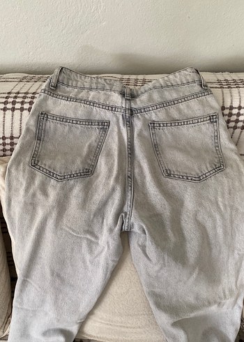 Gri Düğmeli Rahat Kesim Kadın Kot Pantolon - Görsel 2