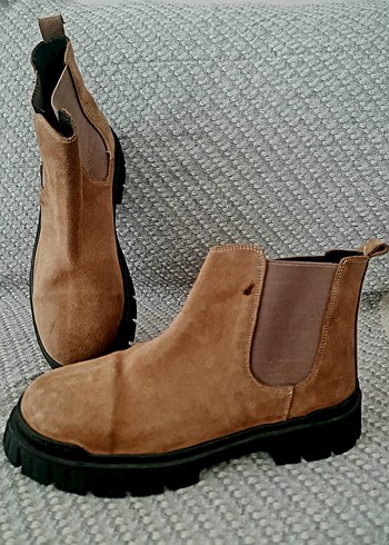 Bej Süet Bot, Blok Topuklu 43 numara - Görsel 2