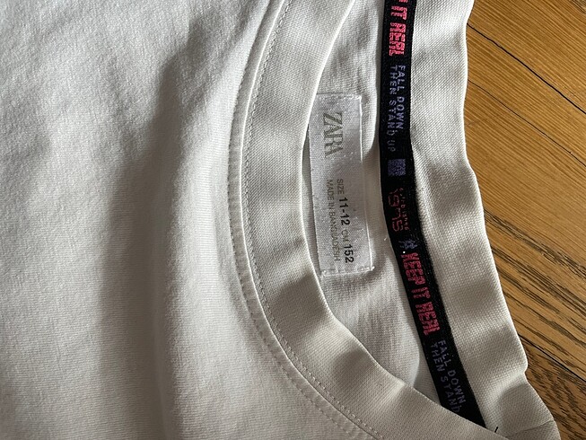11-12 Yaş Beden beyaz Renk Zara Tshirth