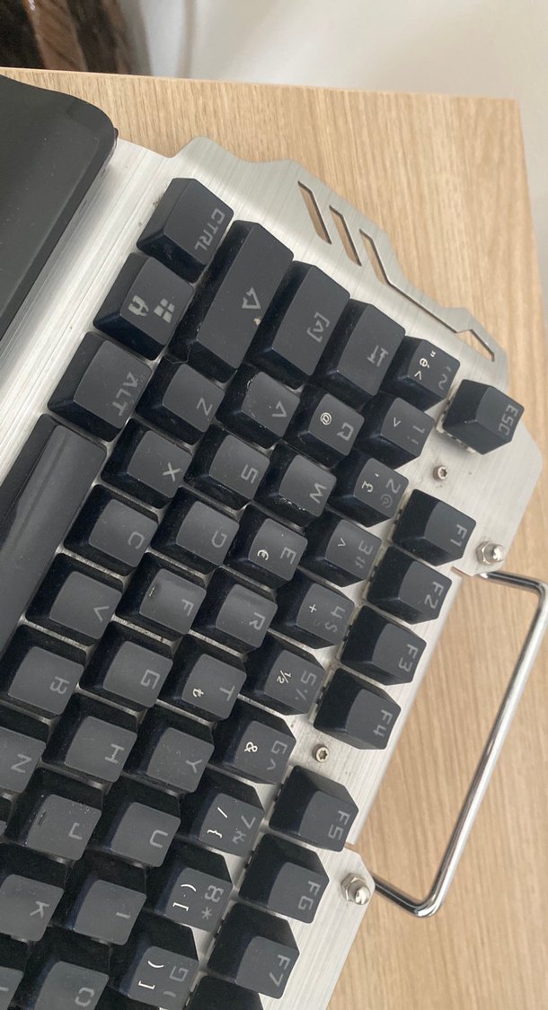 GAMEMAX Çok Renkli LED Mekanik Klavye - Görsel 4