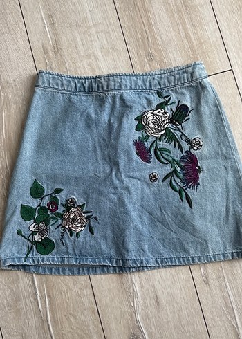 Nakışlı Mavi Denim Mini Etek