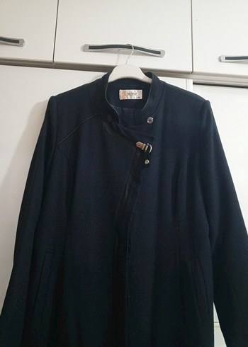 Düğmeli lacivert Uzun Kadın Kaban kışlıktır - Görsel 3