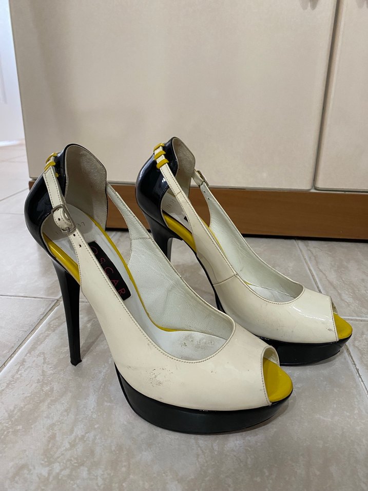 Beyaz Buckle Detaylı Yüksek Topuklu Kadın Ayakkabı - Görsel 2