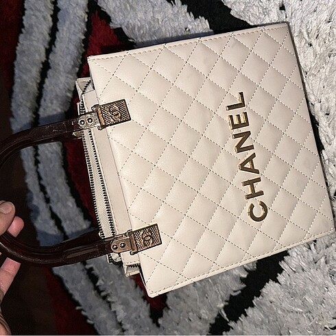 Chanel çanta