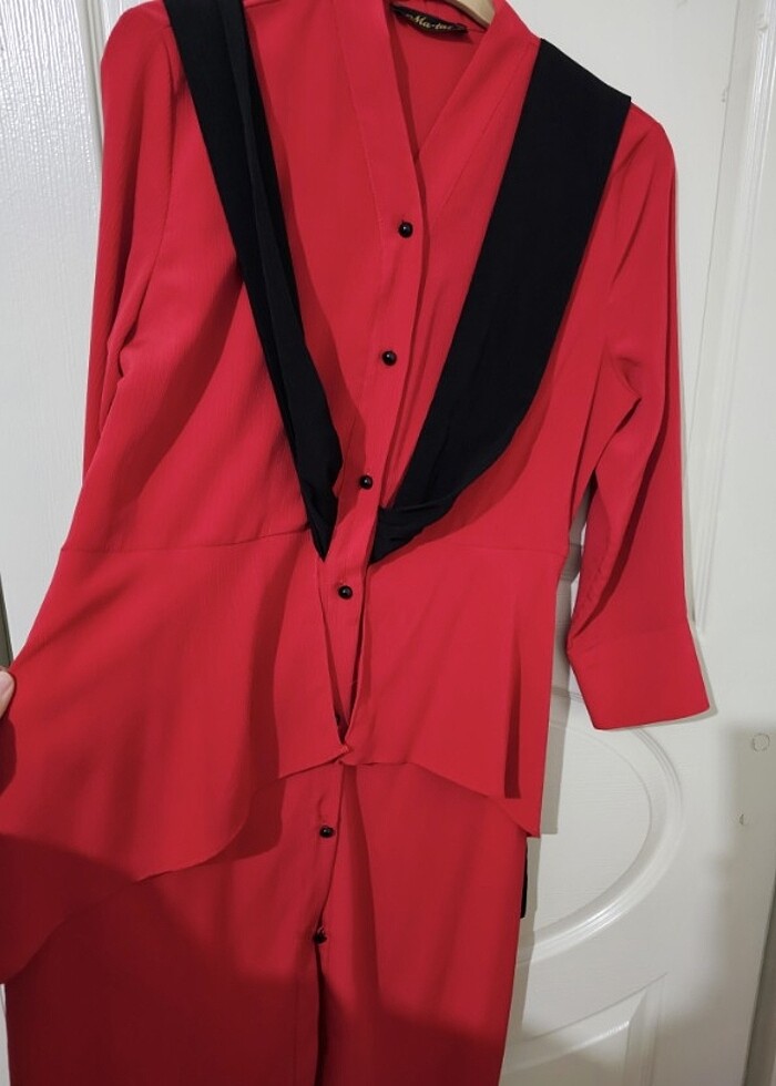 Tunik Kırmızı Kuşaklı  - Görsel 2