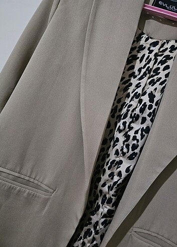 42 Beden camel Renk Blazer Ceket Leopar Detaylı