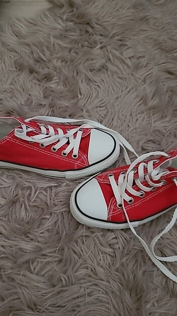 37 Beden Converse ayakkabı