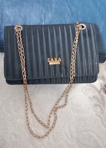 ZARA Siyah Zincir Detaylı Süet Kadın Çanta