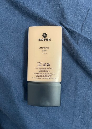 Huda Beauty Bej Macaroon Fondöten Niacinamide 1.5 - Görsel 2