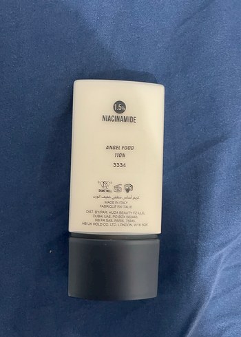 Huda Beauty Easy Blur Koyu Bej BB Krem - Görsel 2