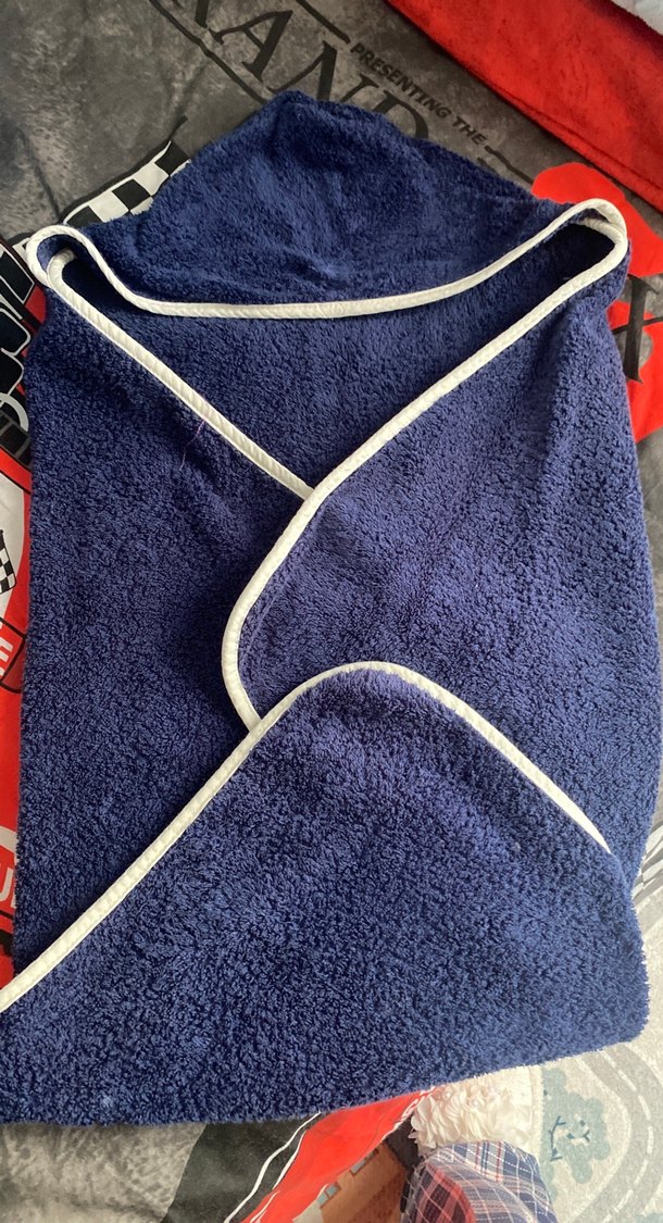 Erkek Çocuk Lacivert Kapüşonlu Bornoz - Görsel 2