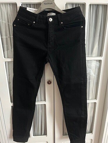 Zara marka yeni&etiketli jean