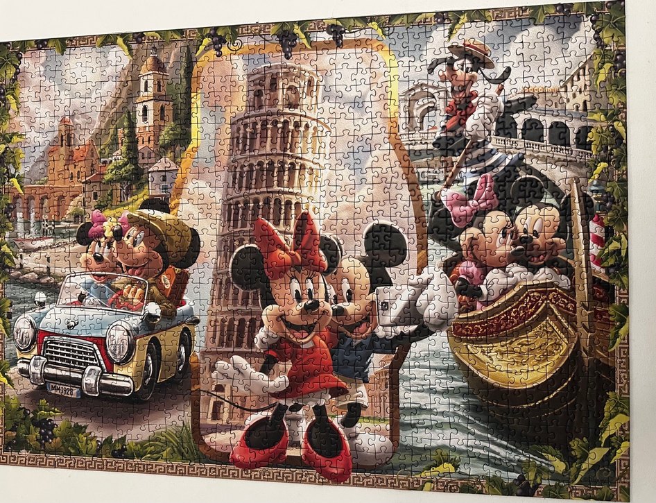 Disney Mickey Mouse 1000 Parça Puzzle - Görsel 3