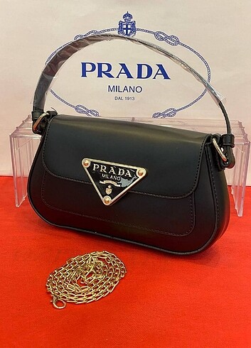 Prada çanta 