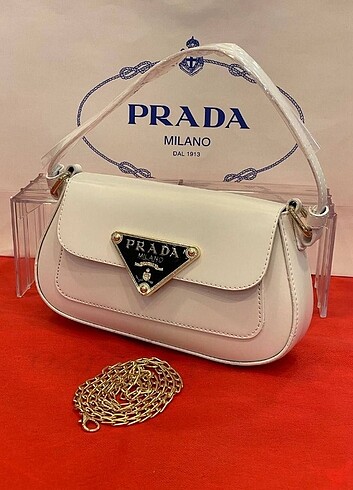 Prada çanta 
