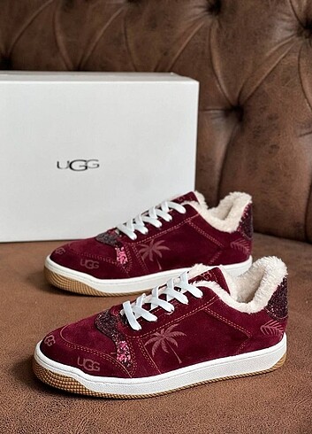 Ugg ayakkabı 