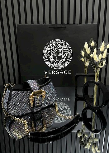 Versace Siyah Deri Yılan Desenli Tokalı Çanta
