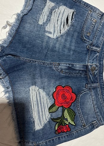 River Island Mavi Yikamali Cicekli Denim Sort