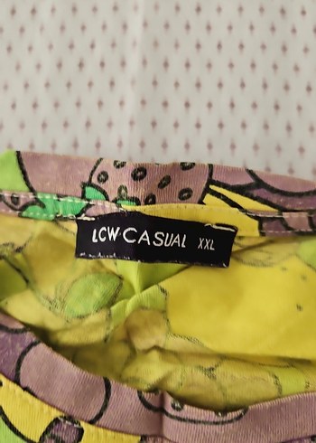 Bohem Renkli Desenli Kısa Kollu kadın T-shirt - Görsel 2