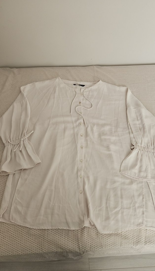 Düğmeli, Uzun Kollu, Beyaz Kadın Gömlek - Görsel 2