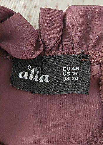 Bordo Renkli Fırfırlı Bluz - Görsel 2