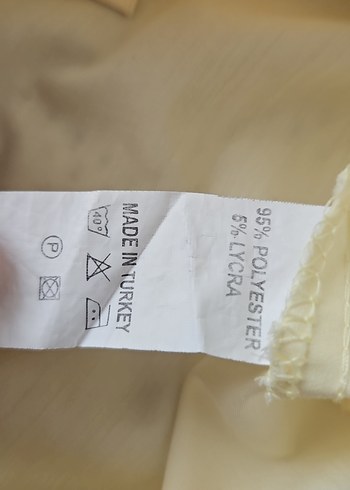 Sarı Düğmeli Kadın Gömlek - Görsel 4