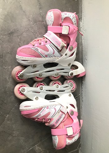 Pembe Desenli Bağcıklı Paten - Görsel 2