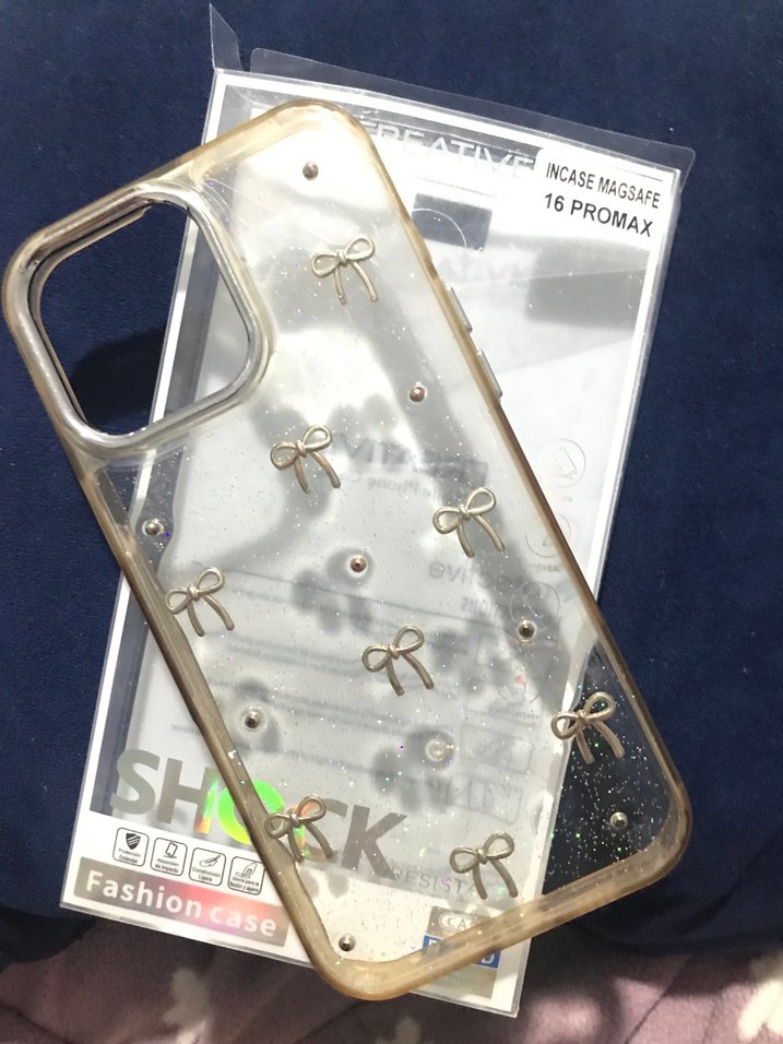 Altın Renkli Payetli Telefon Kılıfı - Görsel 5