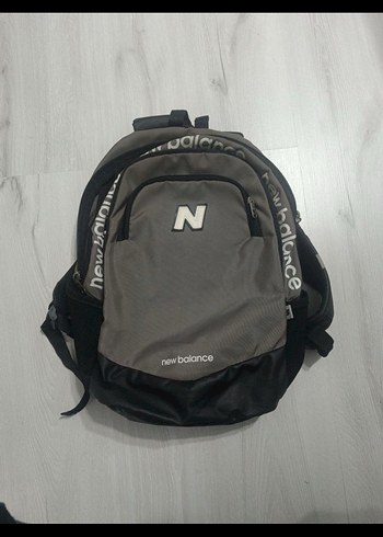 New Balance Gri Baskılı Erkek Sırt Çantası